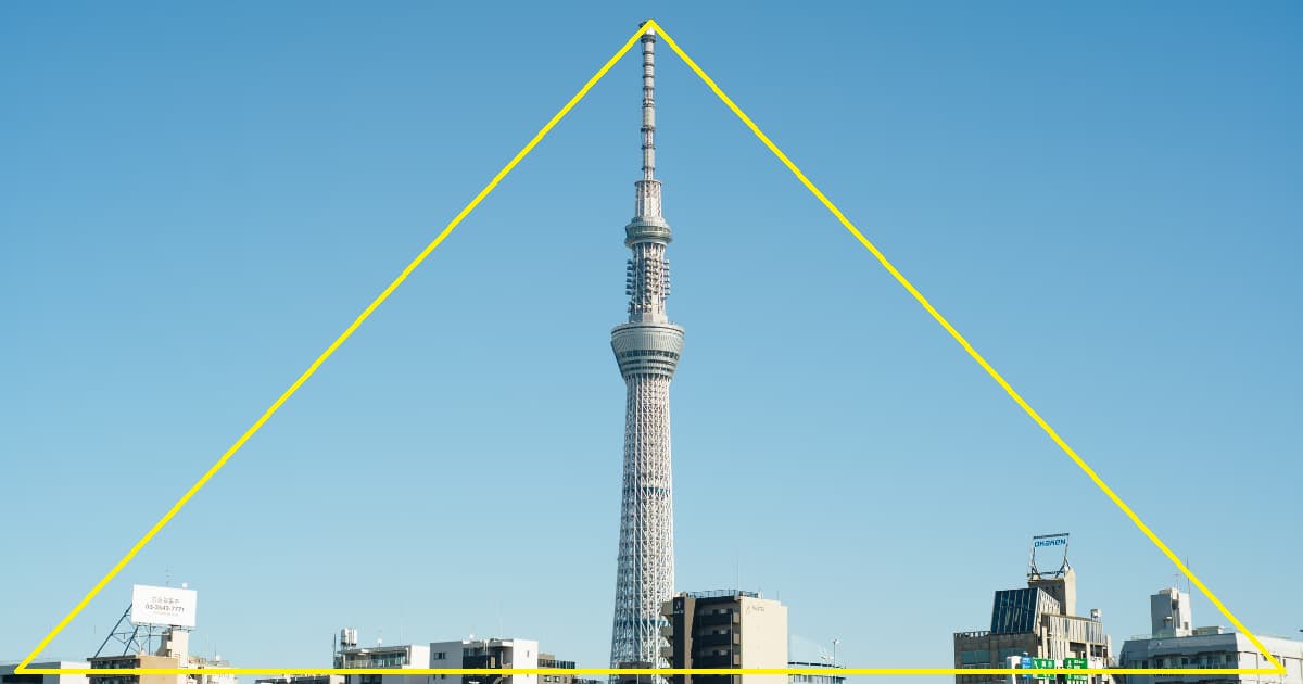 三角構図で撮影したスカイツリーの実線付き写真